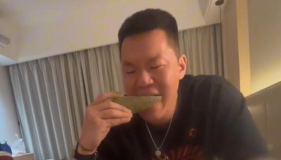 娱乐圈吃瓜吃得有点撑